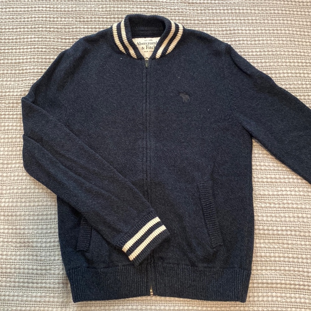 Abercrombie & Fitch Zip-Up Sweater